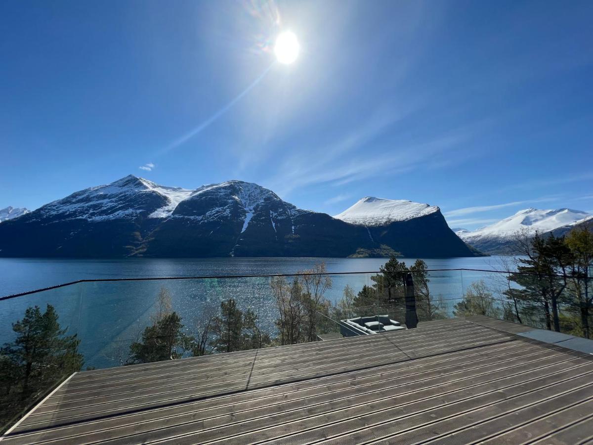 Villa Kristina / Andalsnes Torvik Bagian luar foto