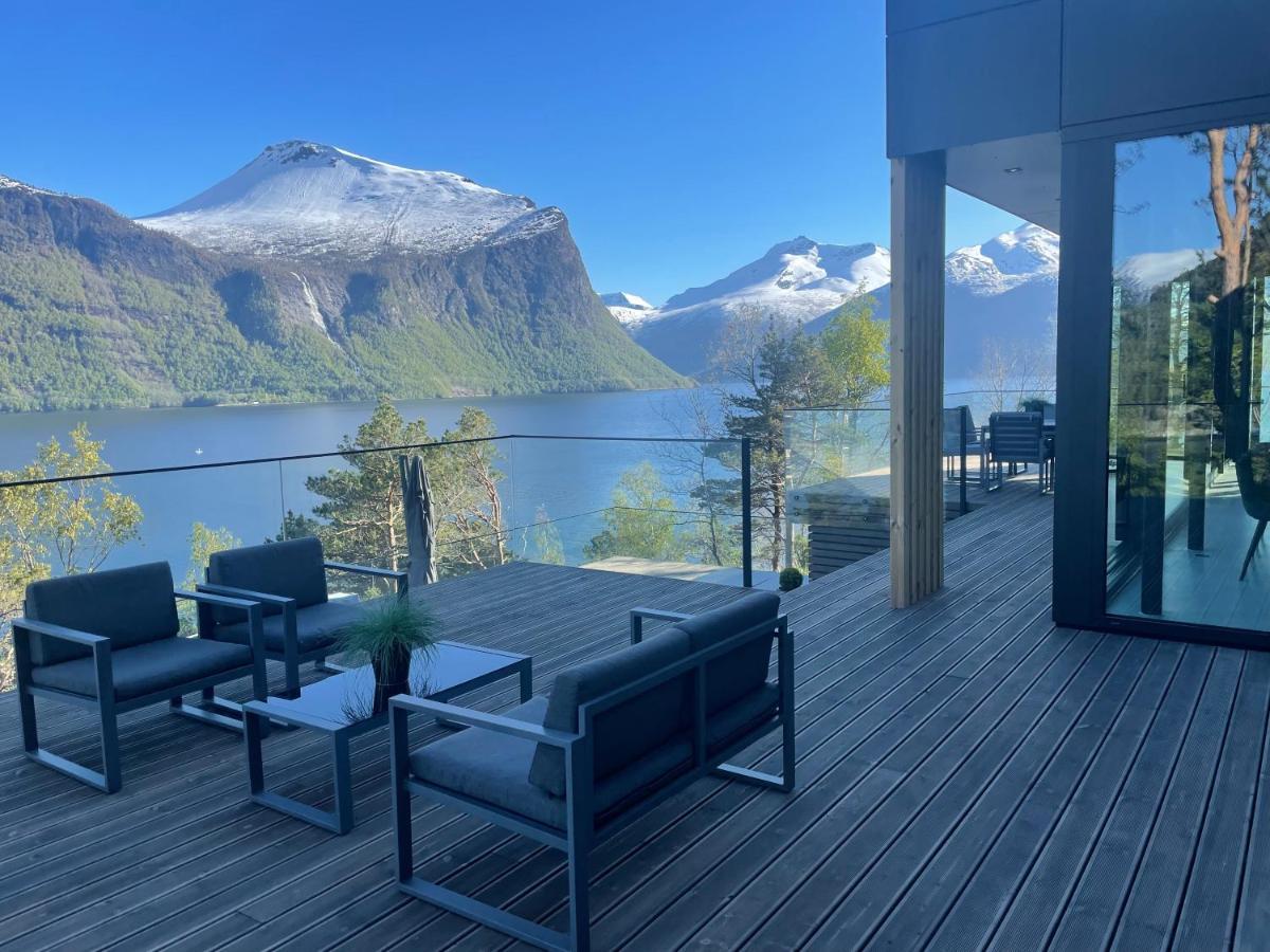 Villa Kristina / Andalsnes Torvik Bagian luar foto
