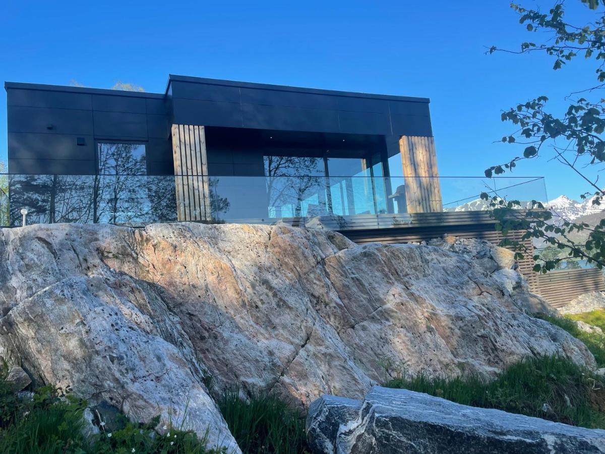 Villa Kristina / Andalsnes Torvik Bagian luar foto